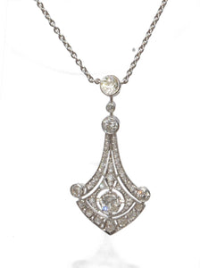 Collier platine et diamant