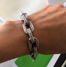 Charger l'image dans la galerie, Bracelet en argent Hermès maillons tressés
