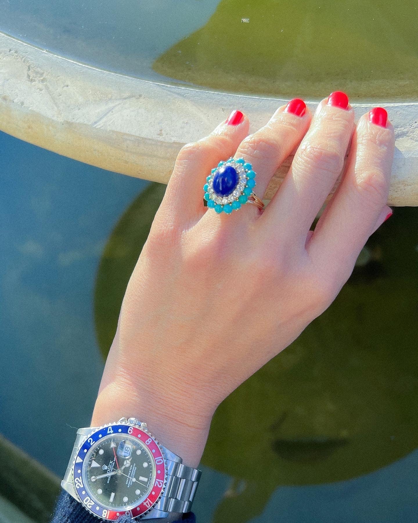 Bague cocktail en or jaune de la maison Boucheron