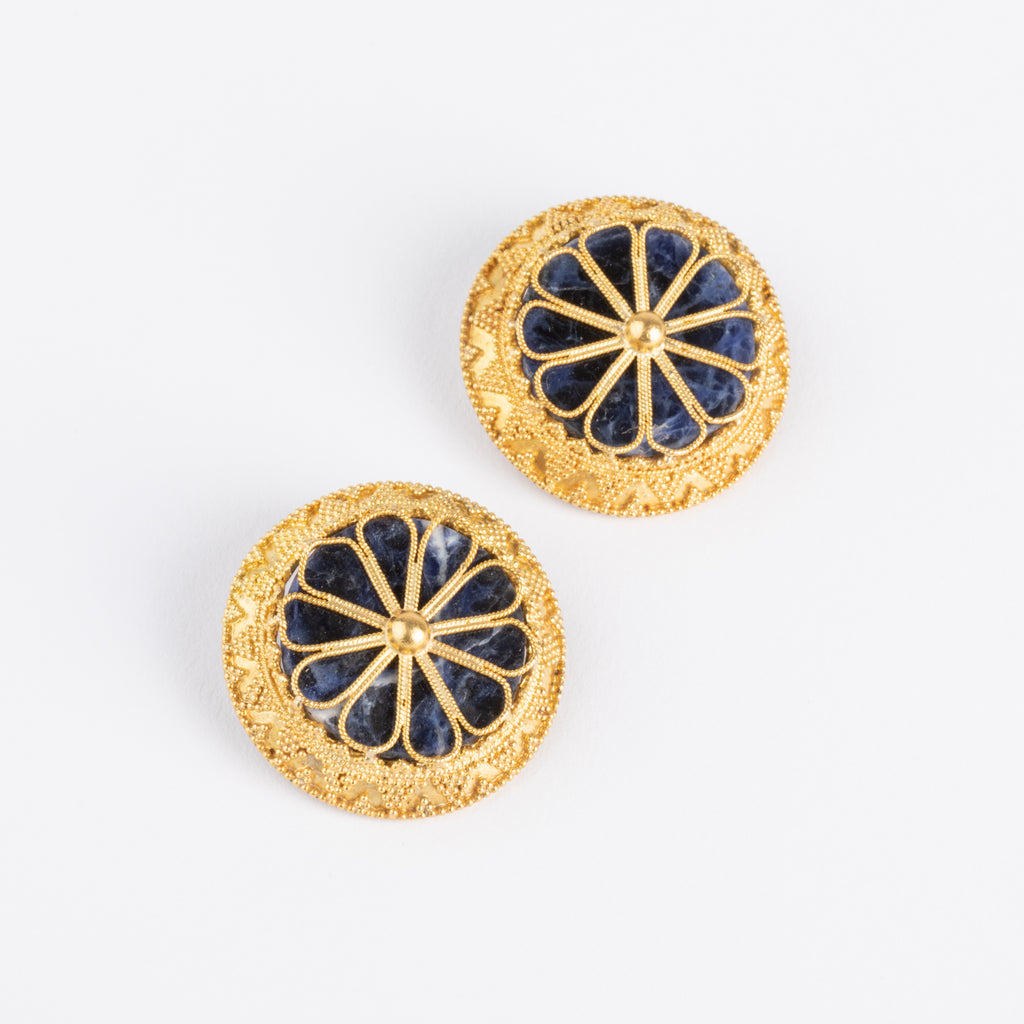 Boucles d'oreilles du créateur grec Ilias Lalaounis en or et sodalite