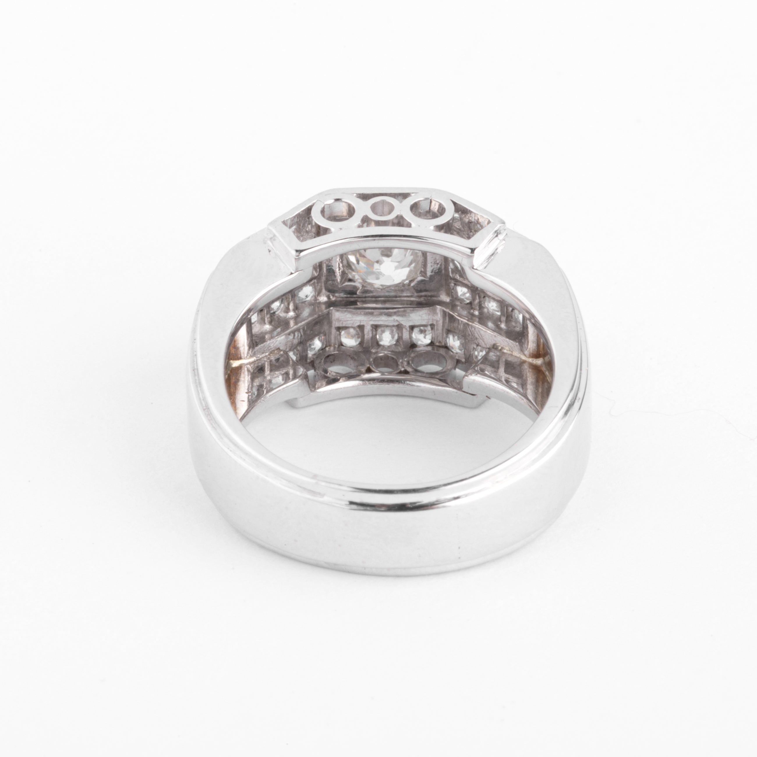 Bague en platine et diamants à gradins