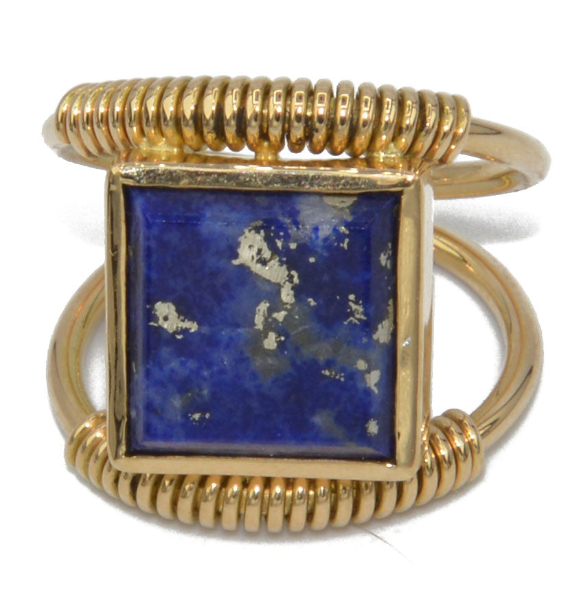 Bague étrusque en or et lapis