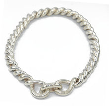 Charger l'image dans la galerie, Collier en argent de la maison Hermès collection Torsade
