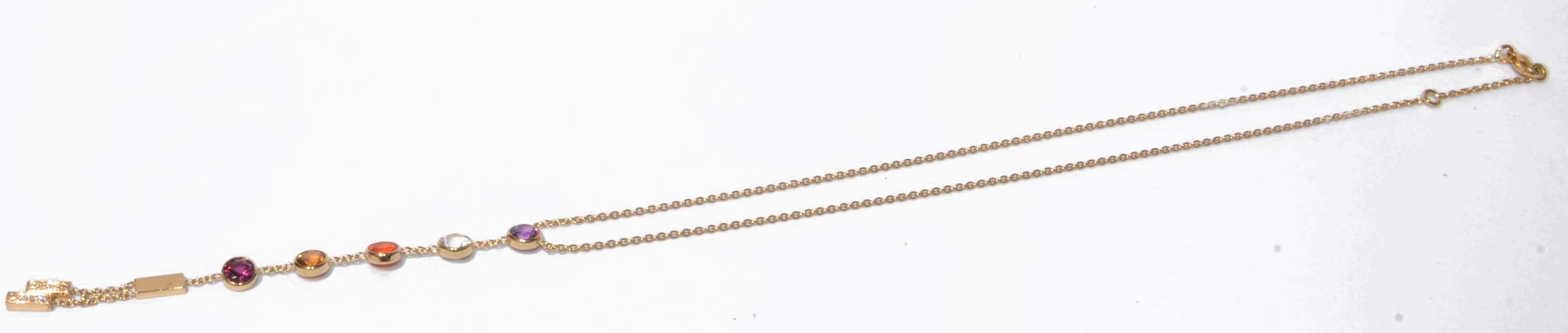 Collier or jaune de la maison Chaumet collection Amour