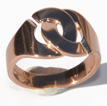Charger l'image dans la galerie, Bague or rose Dinh Van modèle Menottes R12
