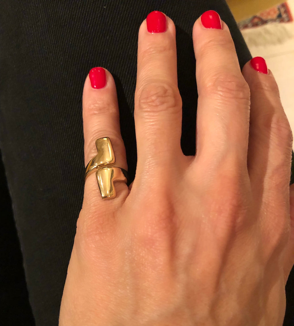 Bague or jaune géometrique de la maison Chaumet