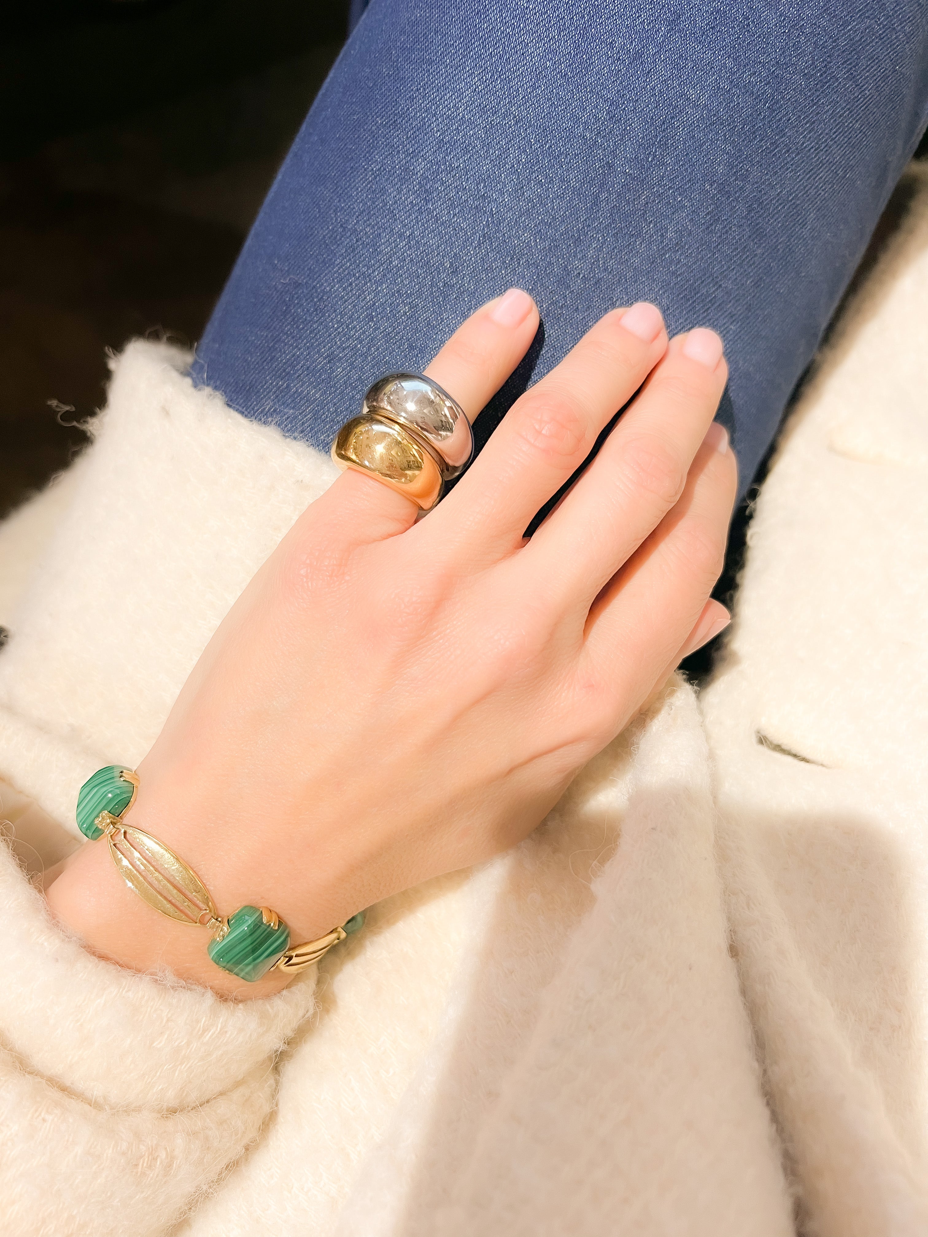 Bague en or jaune  de la maison Chaumet modèle Anneau