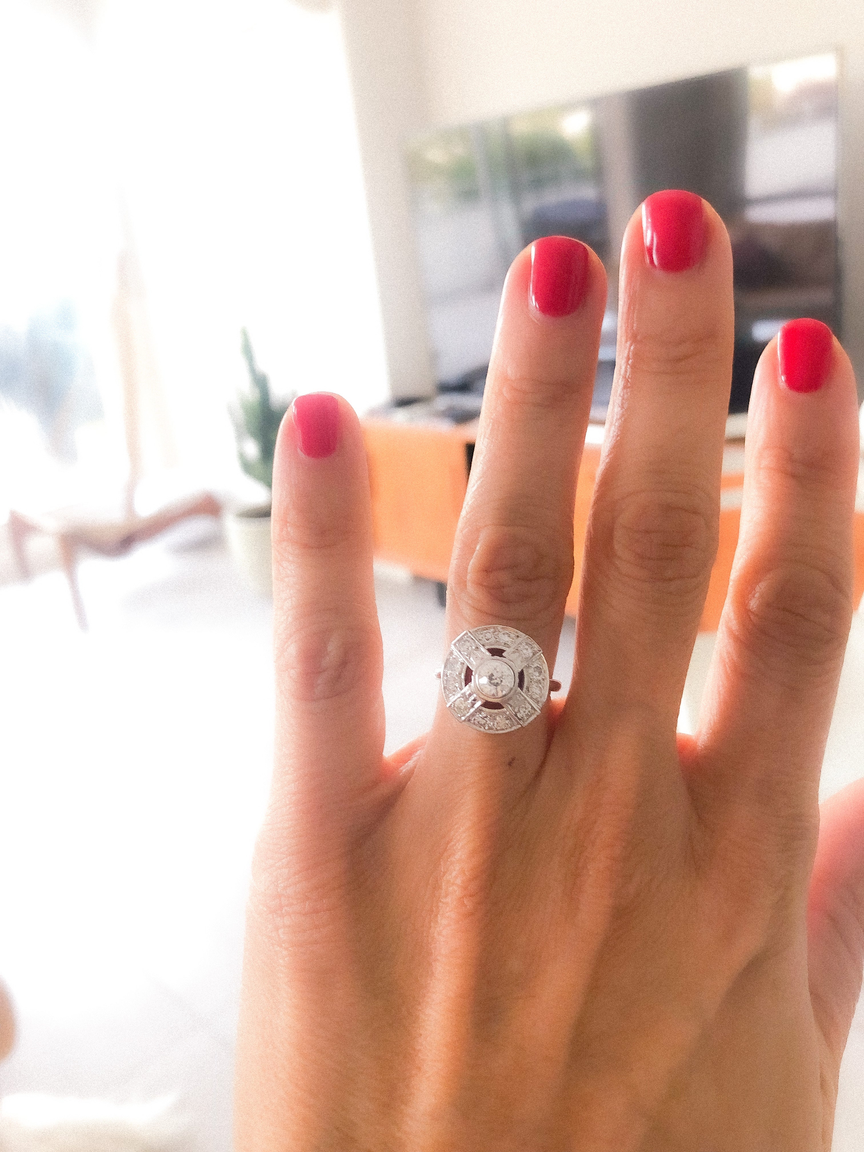 Bague marguerite en platine or gris et diamants