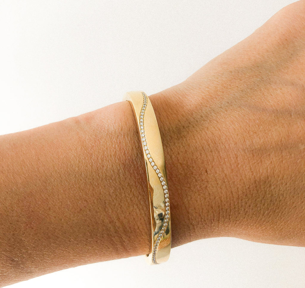 Bracelet jonc ouvrant or jaune et diamant