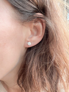 Boucles d'oreilles en diamants sur or gris taille moderne