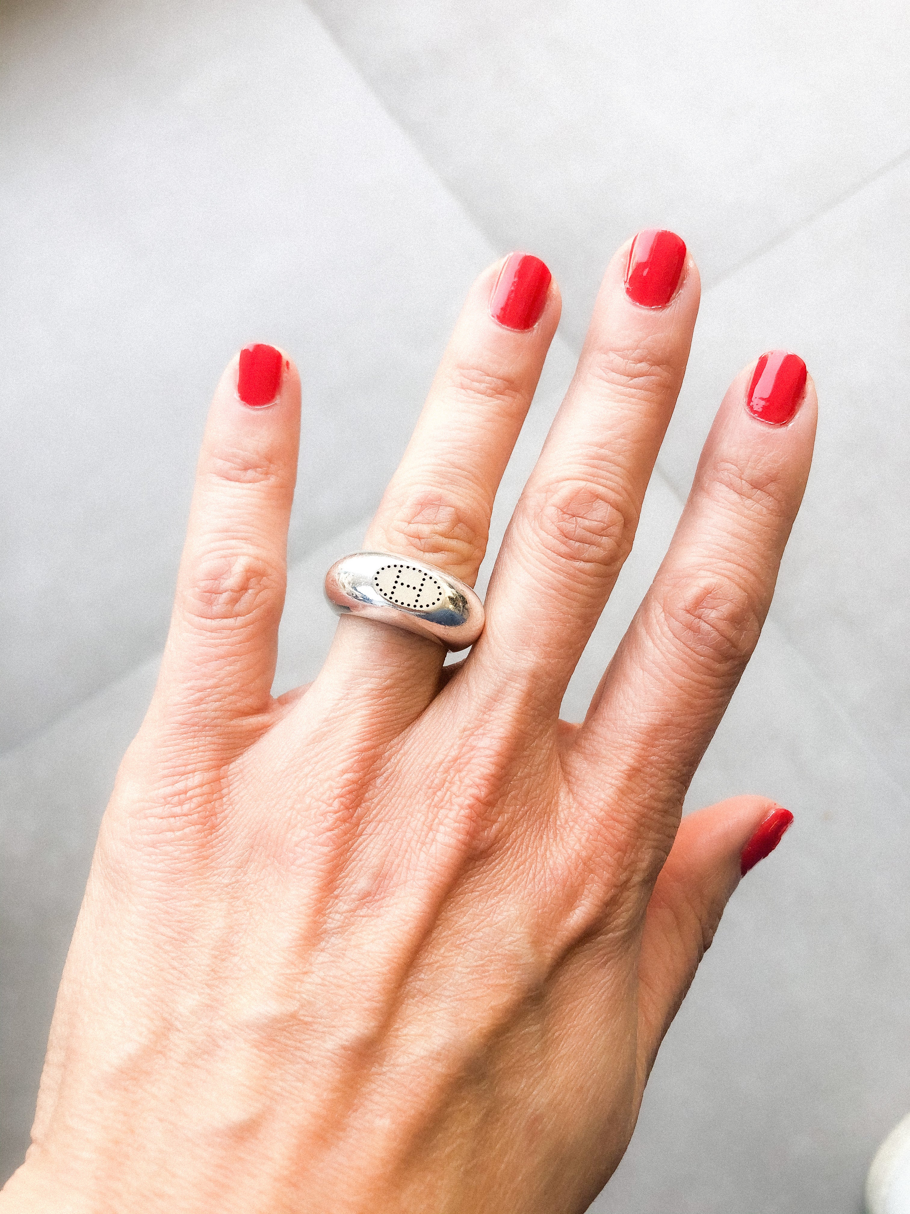 Bague en argent signée Hermès
