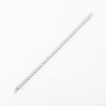 Charger l'image dans la galerie, Bracelet en or gris et diamants tennis serti tennis
