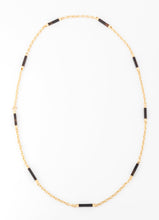 Charger l'image dans la galerie, Sautoir or jaune et écaille de la maison Cartier
