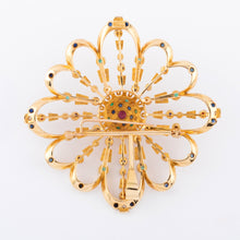 Charger l'image dans la galerie, Pendentif et broche or jaune du créateur grec Lalaounis ornée de pierres précieuses
