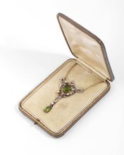 Charger l'image dans la galerie, Collier or jaune et Argent Napoléon III orné de Péridot
