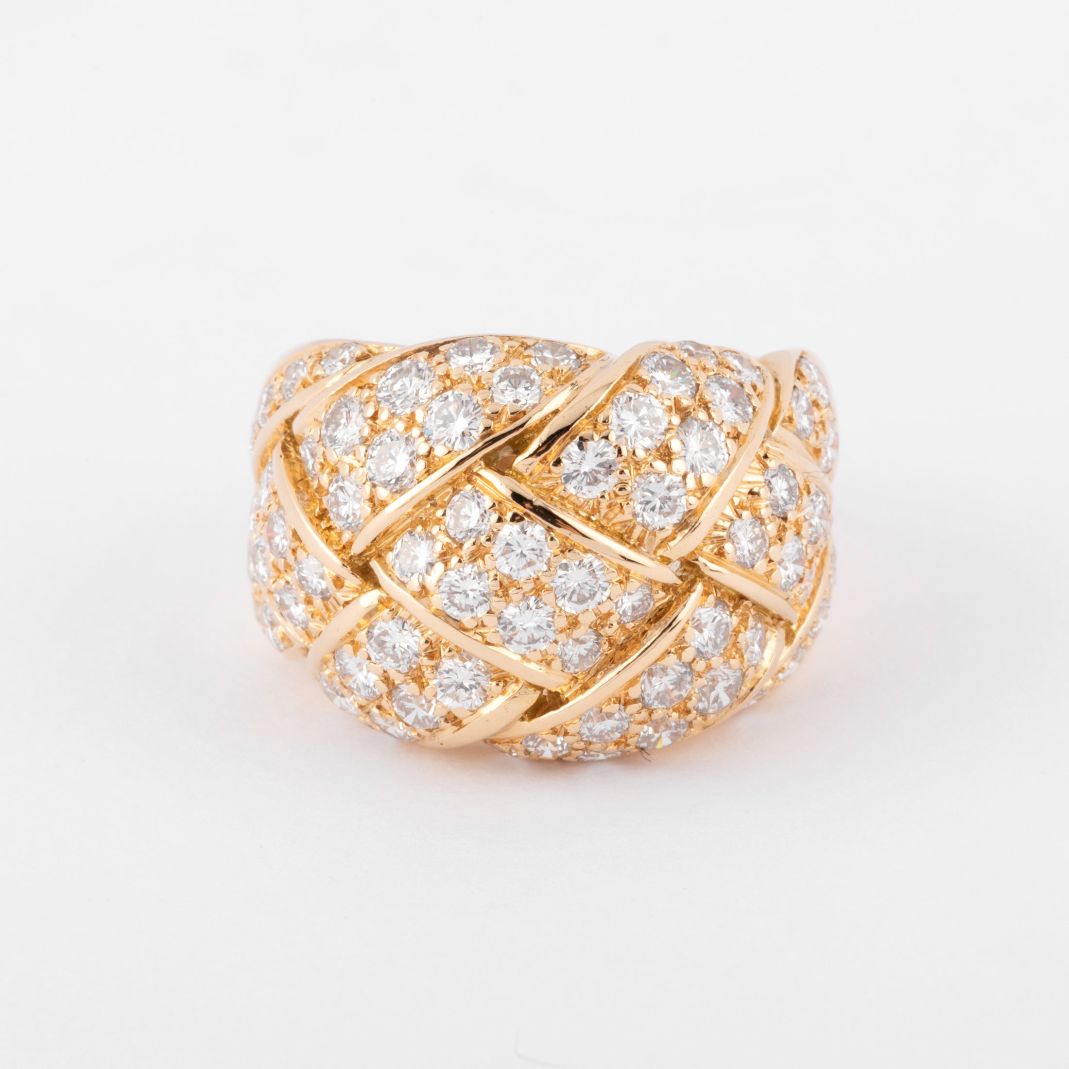 Bague or jaune et diamant de la maison Van Cleef and Arpels
