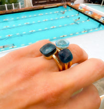 Charger l'image dans la galerie, Bague nudo XL en topaze bleue london blue
