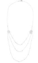 Charger l'image dans la galerie, Collier or gris et motifs en fleurs en diamant
