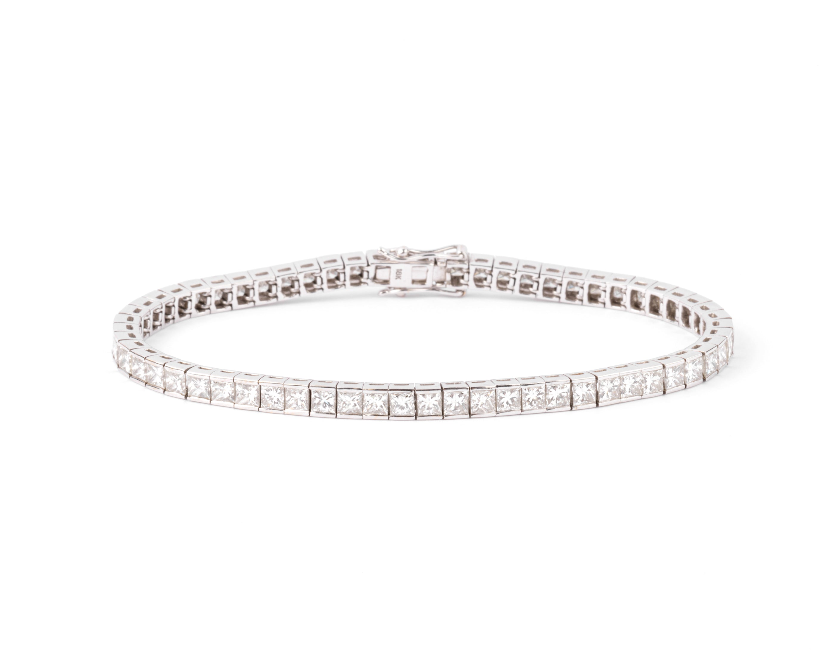 Bracelet ligne en diamant taille princesse sur or gris
