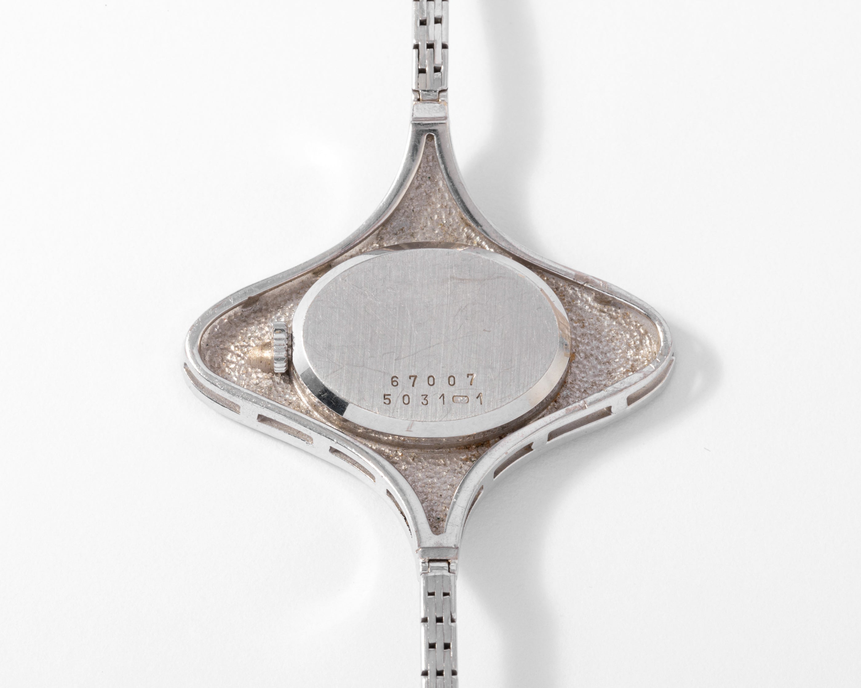 Montre ovale Or gris diamants Chopard année 1970