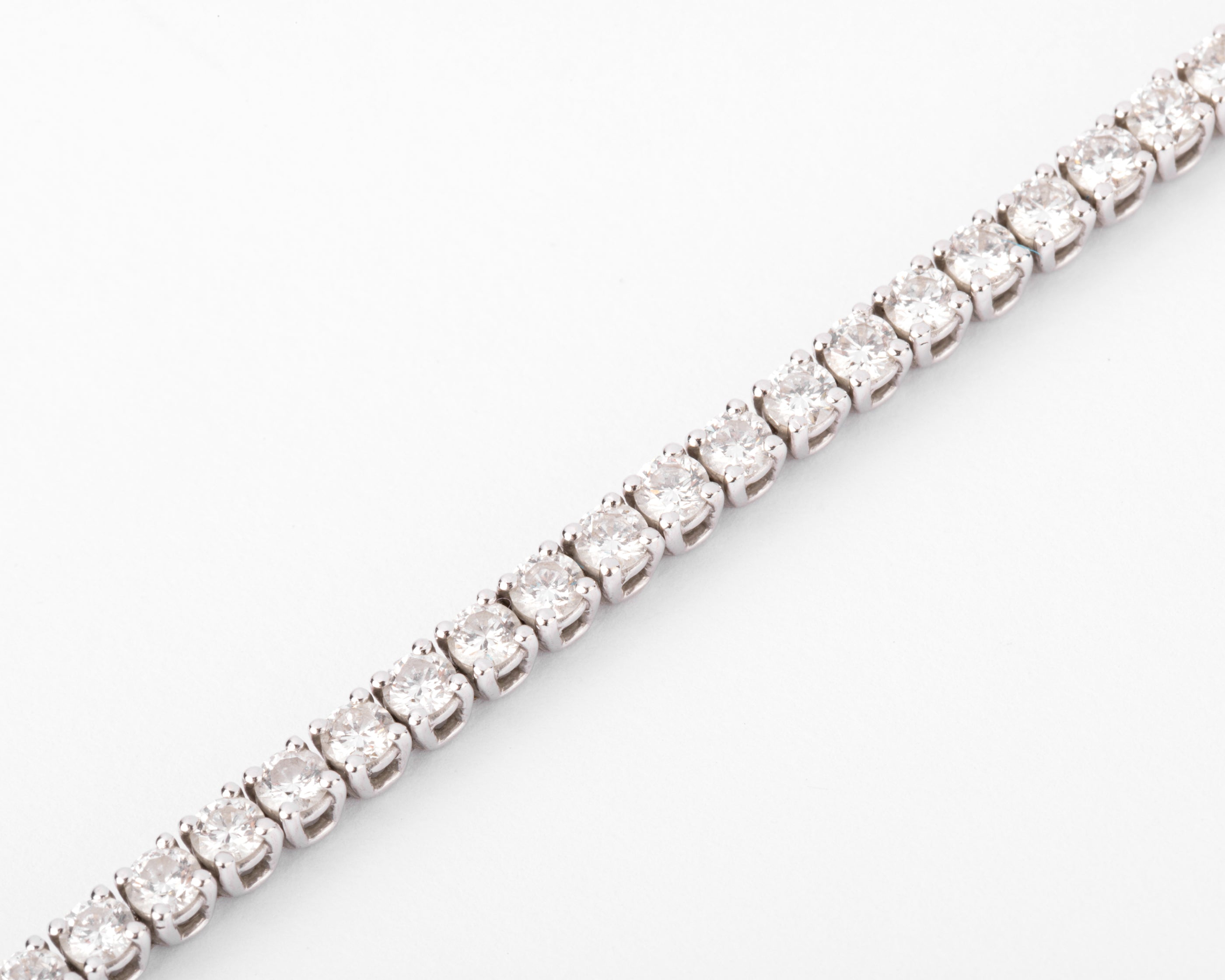 Bracelet riviere en diamant et or gris