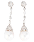 Paire de boucles d'oreilles en Perles Akoya et diamants