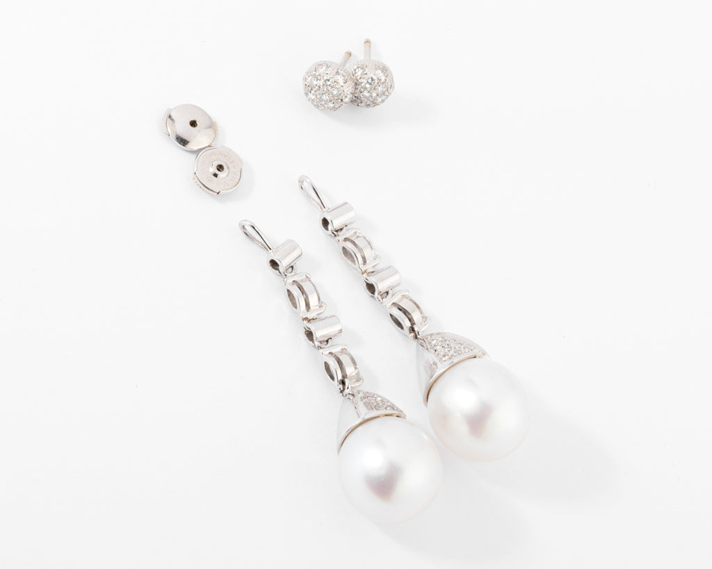 Paire de boucles d'oreilles en Perles Akoya et diamants